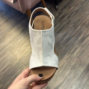 Corkys Carley White Metallic